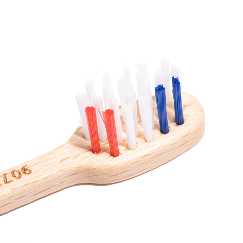 brosse à dent en bois pour enfant
