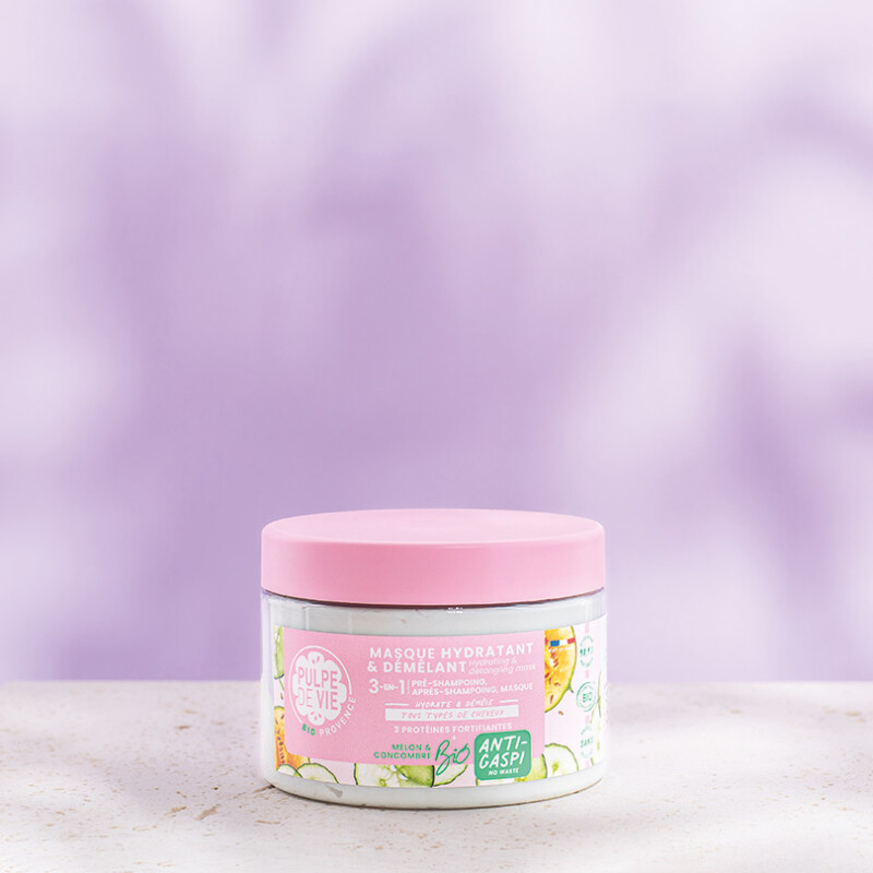 moisturizing and detangling hair mask